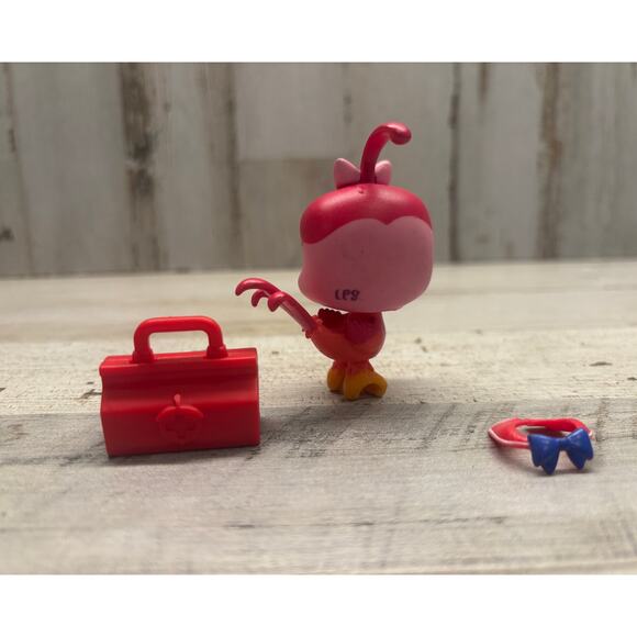 Littlest Pet Shop LPS Quail Bird Pink With Blue Eyes Pink Bow - Picture 2 of 2